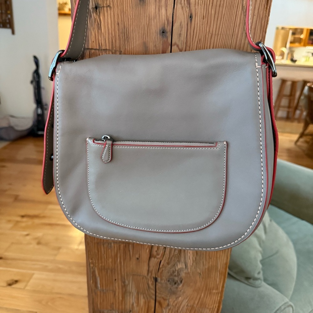 Coach Saddle 23 Crossbody Bag - Picture 2 of 8